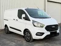 Gebraucht Ford 300 105 PS (77 kW) 2018 Weiß Van / Kleinbus