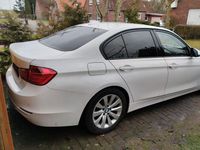 Gebraucht BMW 316 116 PS (85 kW) 2013 Weiß Limousine