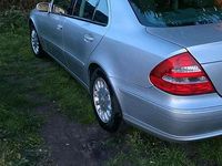 Gebraucht Mercedes 220 2003 Silber Limousine