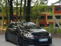 Gebraucht VW Golf VII GTI 230 PS (169 kW) 2016 Schwarz Limousine