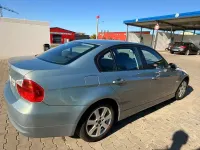 Gebraucht BMW 320 150 PS (110 kW) 2007 Grau Limousine