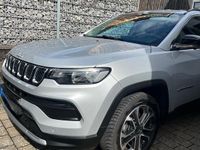Gebraucht Jeep Compass Limited 150 PS (110 kW) 2022 Silber SUV