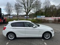 gebraucht BMW 120 d Sport Line A Sport Line