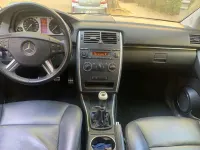 Gebraucht Mercedes B200 140 PS (102 kW) 2008 Kosmosschwarz  metalliclack Van / Kleinbus