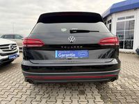 Gebraucht VW Touareg 340 PS (250 kW) 2022 Mythos black SUV