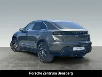 Nuova Porsche Macan 330 kW (449 CV) 2026 Verde SUV