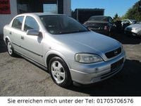 Gebraucht Opel Astra 75 PS (55 kW) 2000 Silber Limousine