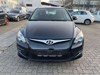 Gebraucht Hyundai i30 Edition 90 PS (66 kW) 2011 Schwarz Kleinwagen