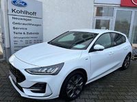 Gebraucht Ford Focus ST-Line 125 PS (91 kW) 2023 Frostweiß Limousine