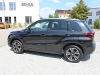 Gebraucht Suzuki Vitara Comfort+ 116 PS (85 kW) 2023 Schwarz SUV