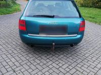 Gebraucht Audi A6 193 PS (141 kW) 1997 Grün Kombi
