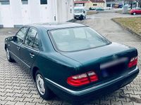 Gebraucht Mercedes E230 150 PS (110 kW) 1997 Limousine