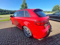 Gebraucht Audi A3 150 PS (110 kW) 2018 Tangorot Limousine