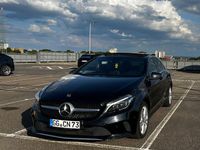 Gebraucht Mercedes A220 Urban 177 PS (130 kW) 2017 Schwarz Limousine