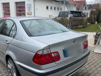 Gebraucht BMW 320 150 PS (110 kW) 1999 Silber Limousine