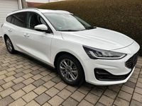 Gebraucht Ford Focus Titanium X 116 PS (85 kW) 2023 Weiß Limousine