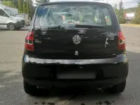 Gebraucht VW Fox 54 PS (39 kW) 2005 Schwarz Kleinwagen
