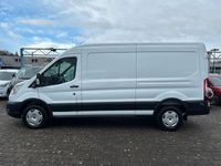 Gebraucht Ford Transit Trend 131 PS (96 kW) 2024 Weiß Limousine