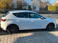 Second-hand Seat Leon FR 140 CP (102 kW) 2013 Alb Berlinǎ