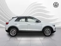 Gebraucht VW T-Roc Pro 150 PS (110 kW) 2024 Pure white/schwarz SUV