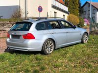 Gebraucht BMW 325 197 PS (144 kW) 2009 Silber Kombi