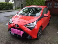 Gebraucht Toyota Aygo X-play 72 PS (52 kW) 2020 Rot Kleinwagen