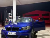 Gebraucht BMW 330 Sport Line 349 PS (256 kW) 2009 Blau Limousine