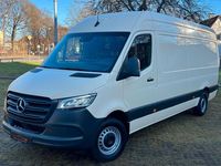 Używany Mercedes Sprinter 163 KM (119 kW) 2018 Beżowy Van