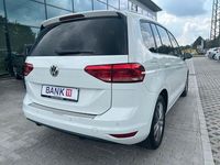 Gebraucht VW Touran 116 PS (85 kW) 2018 Weiß Van / Kleinbus