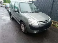 Gebraucht Peugeot Partner 109 PS (80 kW) 2003 Grün Van / Kleinbus