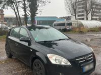 Gebraucht Kia Ceed 109 PS (80 kW) 2007 Schwarz Kleinwagen