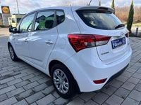 Gebraucht Hyundai i20 Space 125 PS (91 kW) 2019 Weiß Limousine
