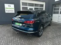 Gebraucht VW Touareg Elegance 340 PS (250 kW) 2020 Aquamarinblau metallic SUV
