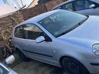 Gebraucht VW Polo 60 PS (44 kW) 2002 Grau Kleinwagen