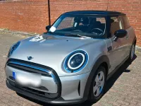 Gebraucht Mini Cooper Essential 136 PS (100 kW) 2023 Grau Kleinwagen