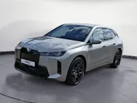 Neu BMW iX M Sport 300 kW (408 PS) 2026 Silber SUV