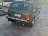 Gebraucht Lada niva 83 PS (61 kW) 2016 Grün SUV