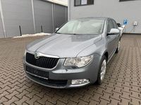Gebraucht Skoda Superb Comfort 125 PS (91 kW) 2011 Grau Limousine