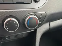 Gebraucht Hyundai i10 Passion Plus 67 PS (49 kW) 2018 Blau Kleinwagen