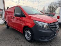 Gebraucht Mercedes Vito 114 PS (83 kW) 2015 Rot Van