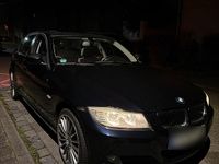 Gebraucht BMW 318 150 PS (110 kW) 2009 Blau Limousine