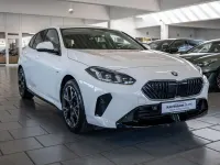Gebraucht BMW 120 Sport Line 163 PS (119 kW) 2025 Alpinweiss iii Kleinwagen