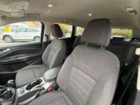 Second-hand Ford Kuga SYNC Edition 150 CP (110 kW) 2015 Portocaliu SUV