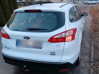 Gebraucht Ford Focus 2013 Weiß Kombi