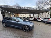 Gebraucht Volvo V60 Plus 197 PS (144 kW) 2025 Blau Kombi