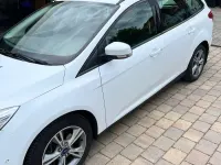 Gebraucht Ford Focus SYNC Edition 101 PS (74 kW) 2014 Weiß Kombi