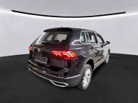 Gebraucht VW Tiguan Elegance 150 PS (110 kW) 2022 Deep black perleffekt SUV