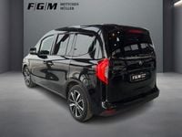 Gebraucht Mercedes T180 Progressive 116 PS (85 kW) 2025 Loparitschwarz metallic Van / Kleinbus