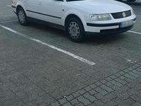Gebraucht VW Passat 125 PS (91 kW) 2000 Weiß Kombi