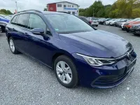 Gebraucht VW Golf VIII Life 150 PS (110 kW) 2021 Blau Kombi